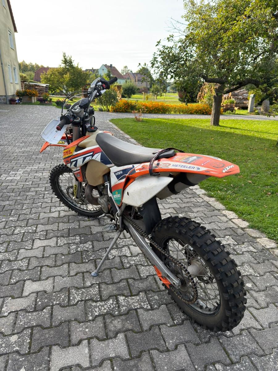 KTM EXC 2012 — салон