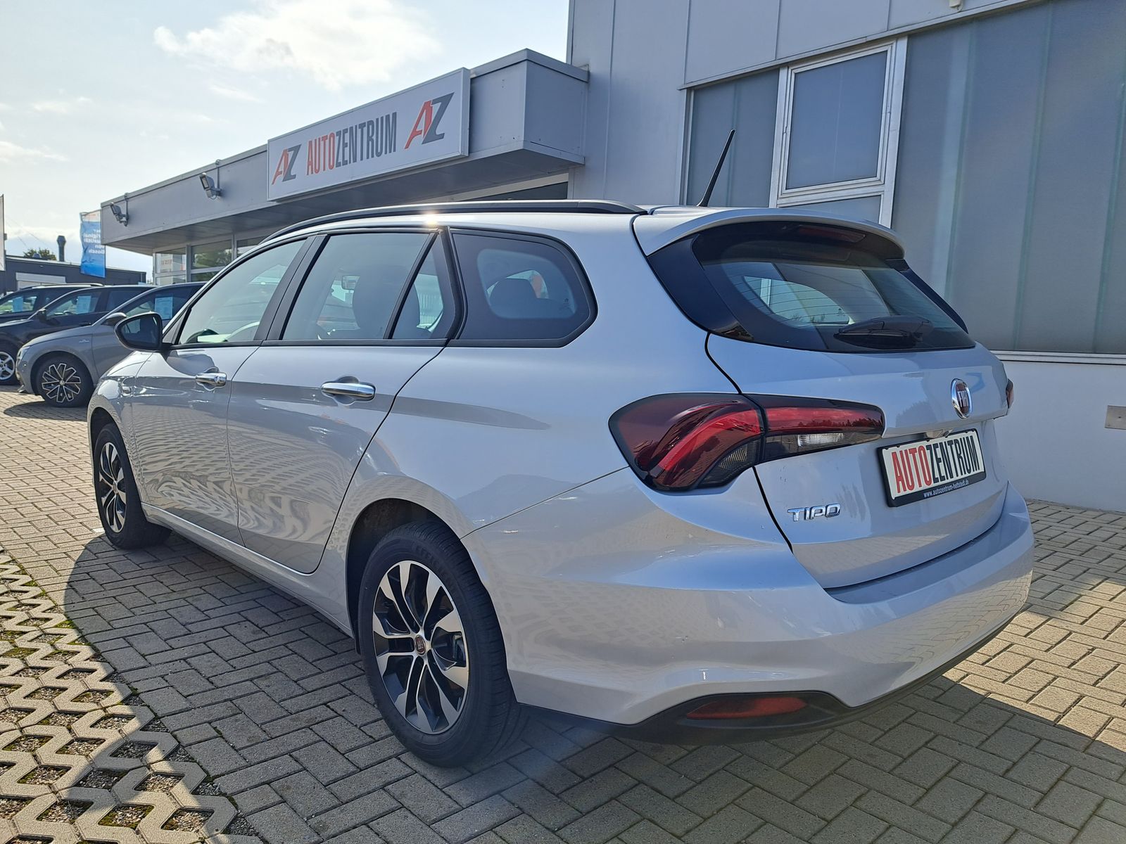 Fahrzeugabbildung Fiat Tipo Kombi 1.0 TOP-SONDERPREIS ALU PDC AAC