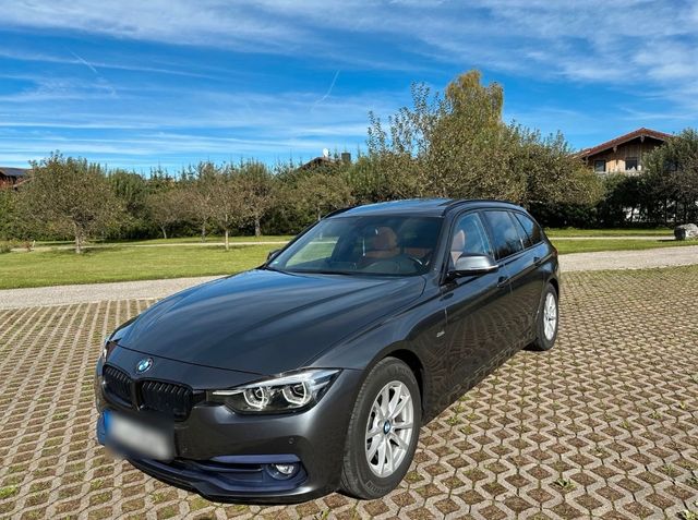 BMW 320d xDrive Touring Panorama/HeadUp/Leder/