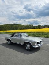 Mercedes-Benz 230 SL Pagode (W113) professionell neu aufgebaut - Mercedes-Benz 230 aus 1966: 230s