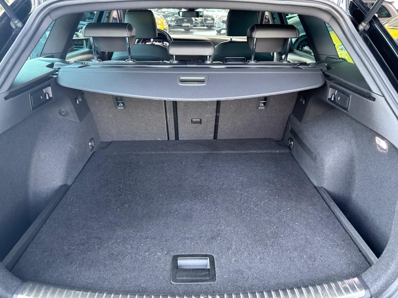 Fahrzeugabbildung SEAT Leon ST Cupra 300 Allrad KLIMA LED NAVI ALU