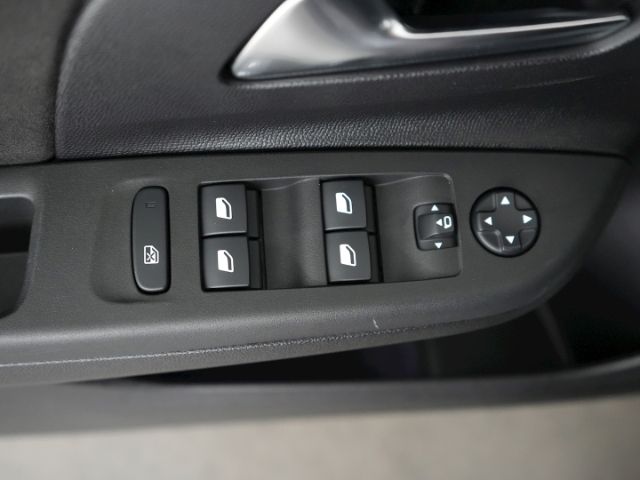 Corsa-e F FACELIFT ELECTRIC GS 50kWh AT+LED MATR