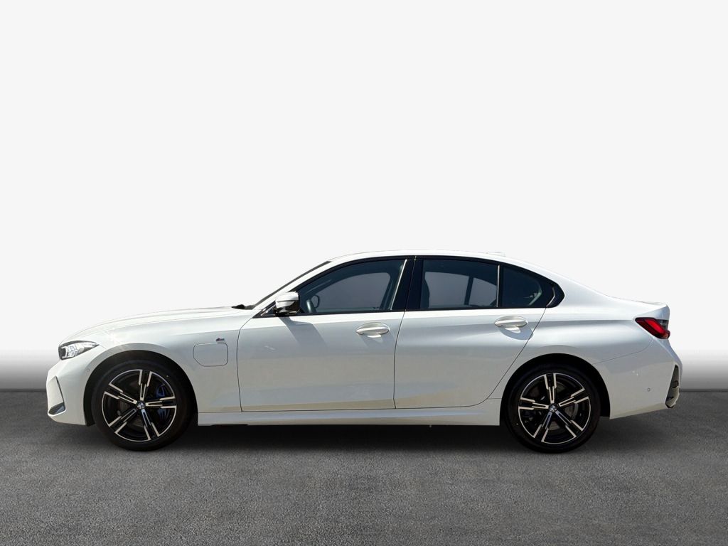 BMW 330e xDrive Aut. M-Paket Glasdach LED Navi H&K foto 5