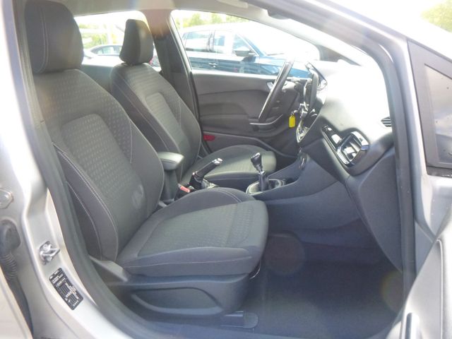 Fahrzeugabbildung Ford Fiesta 1.0 Titanium >55.800KM/Kamera/Navi/Sitzh<