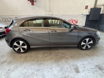 Mercedes A 180 - 4