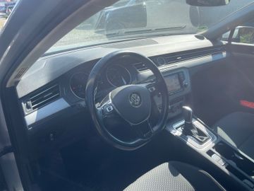 Volkswagen Passat Variant - 9