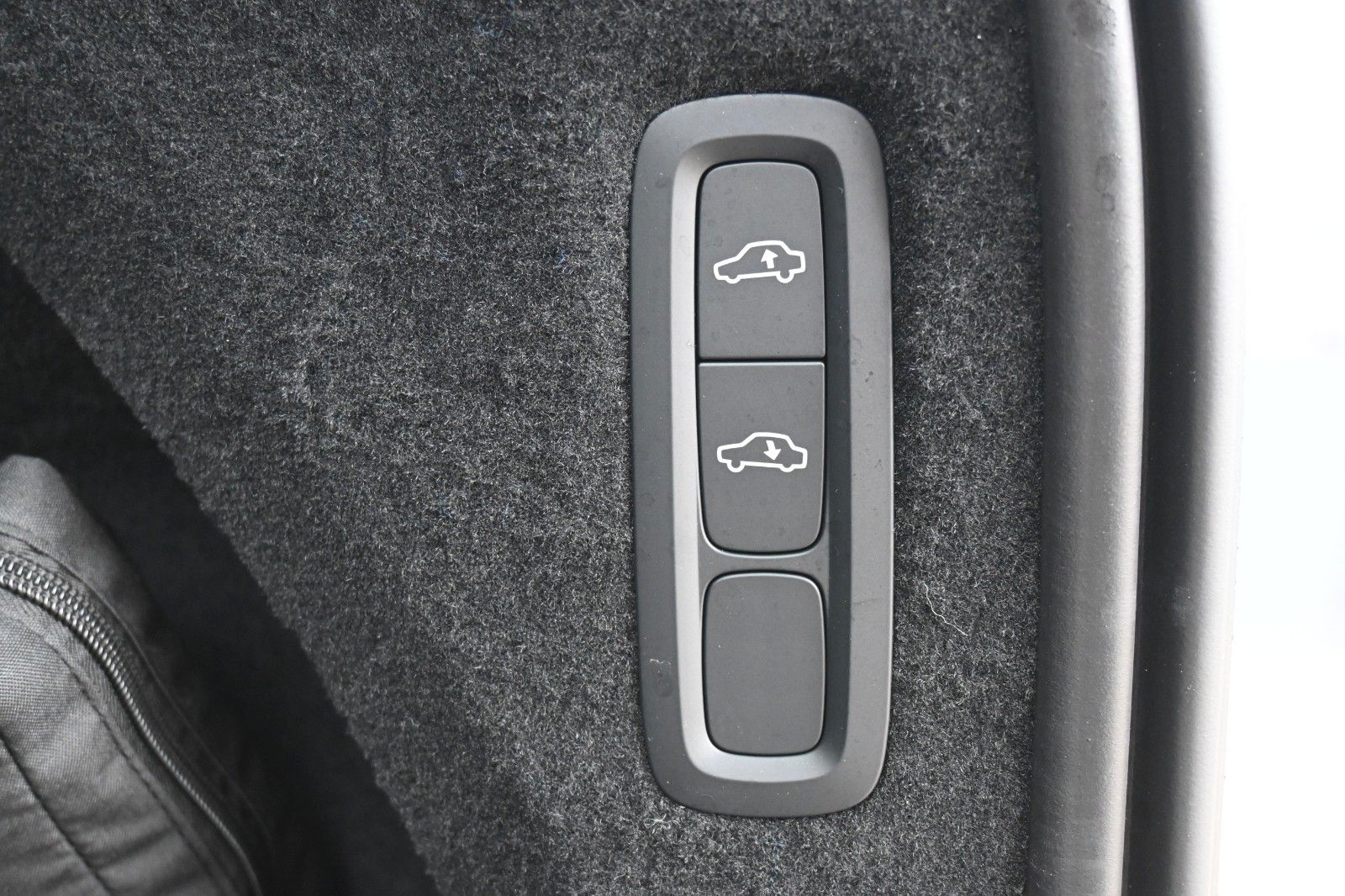 Fahrzeugabbildung Volvo XC90 B5 D AWD Ultimate Dark*STDHZG*LUFT*360°*ACC