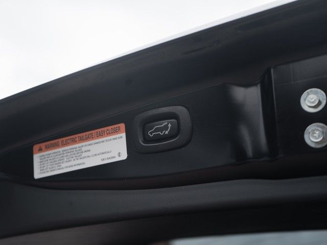 Outlander PHEV Top 4WD ACC+360°+LED+LEDER