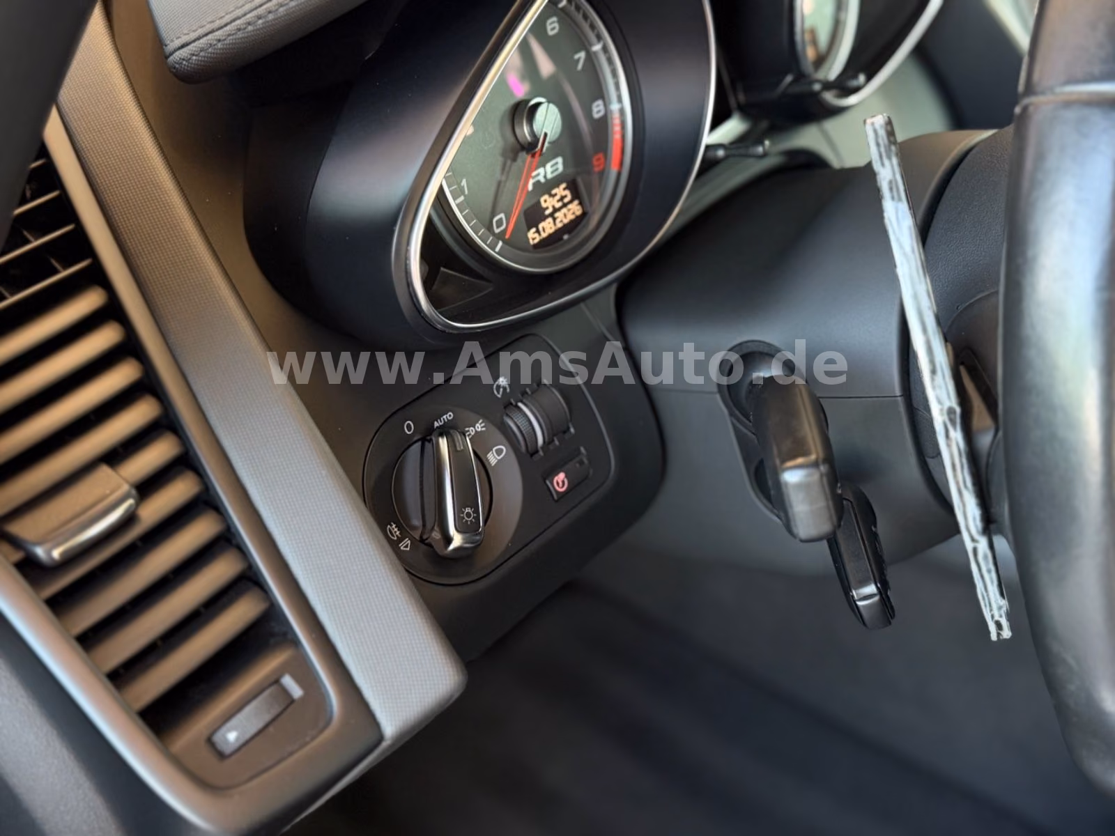 AUDI R8 COUPE - 4.2 FSI QUATTRO - 420 CV -BVA