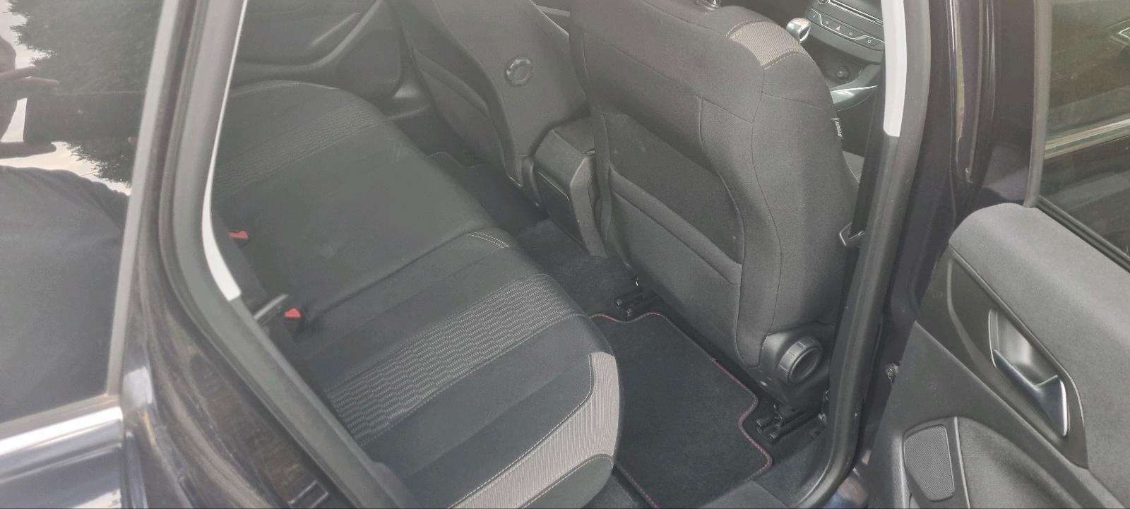 Peugeot 308 2015 — photo 10