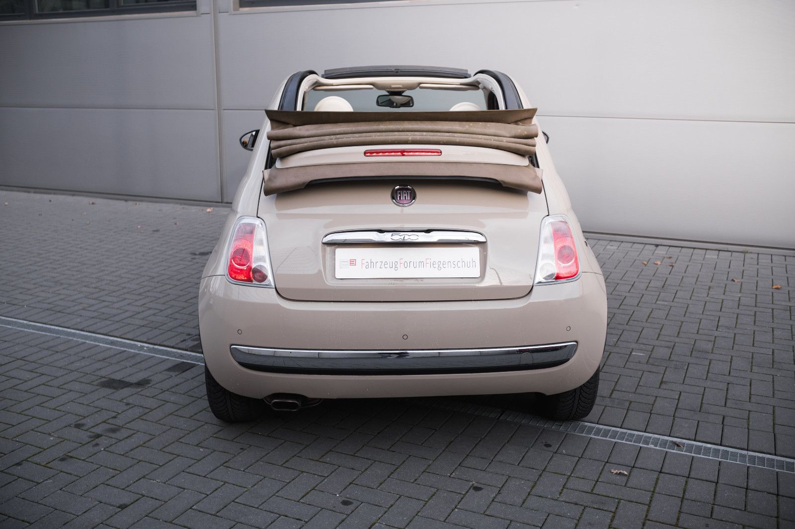 Fahrzeugabbildung Fiat 500C Cabrio Sport-Klima-PDC-Sitzheiz.-Blue&Me