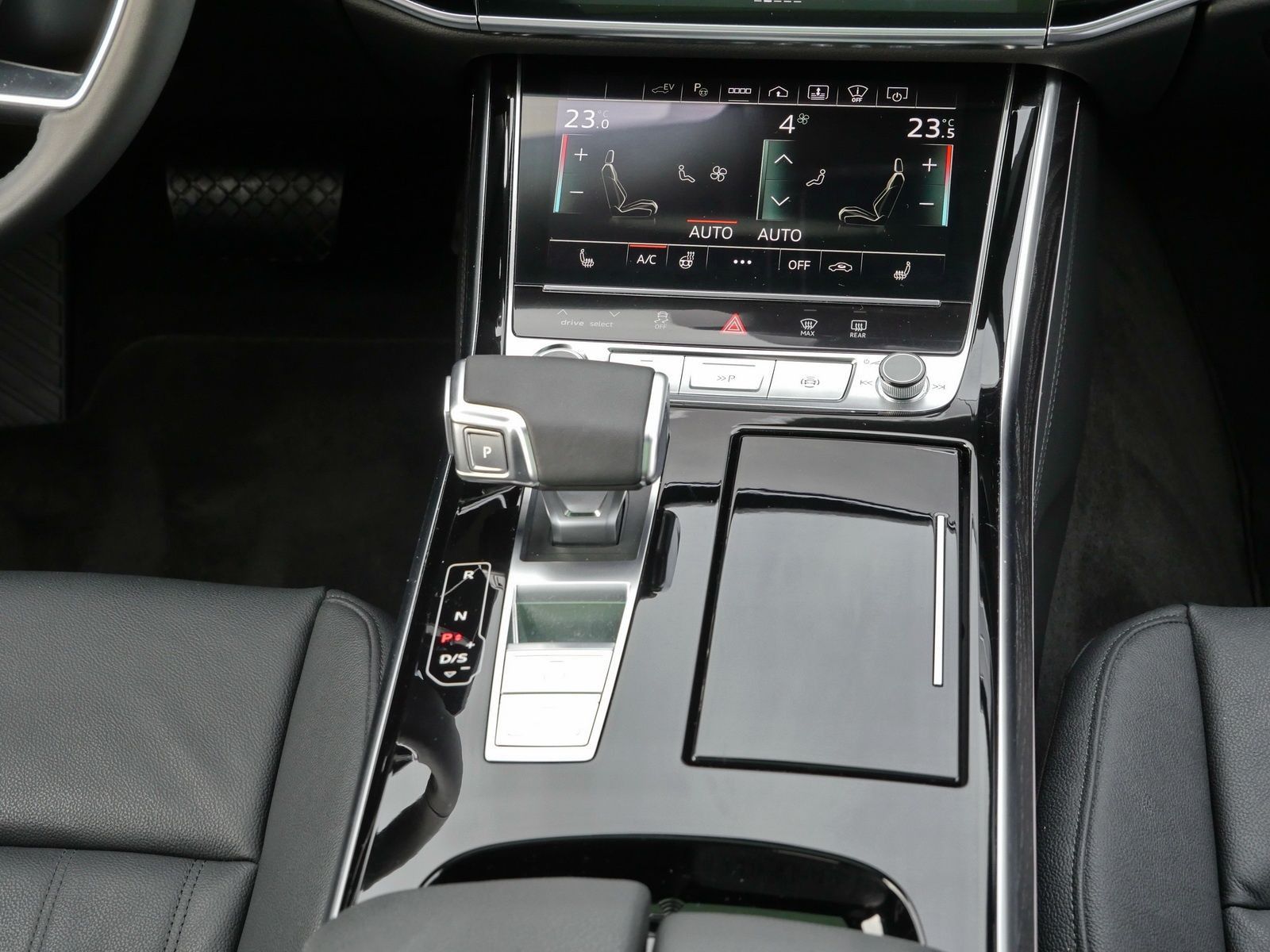 Audi A8 - Bild 8