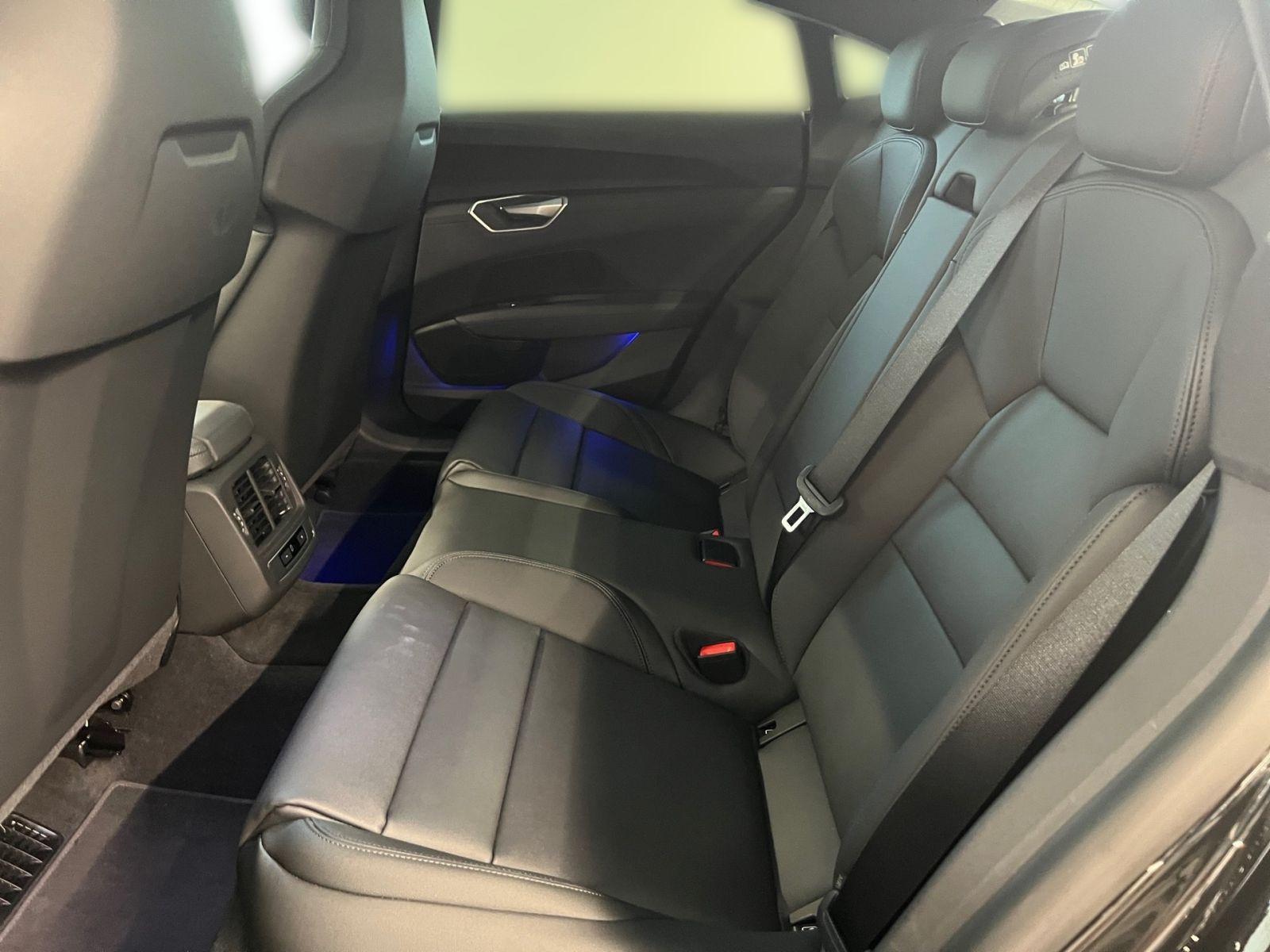Audi e-tron GT quattro Navi DAB PDC Tempomat LED Pano