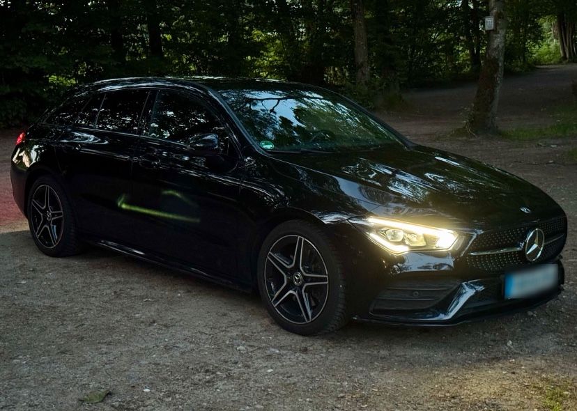 Image of Mercedes-Benz CLA 220 Shooting Brake