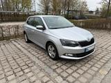 Skoda Fabia 1.2l TSI DSG 81kW Style Klima PDC Carplay - Skoda Fabia Gebrauchtwagen in München