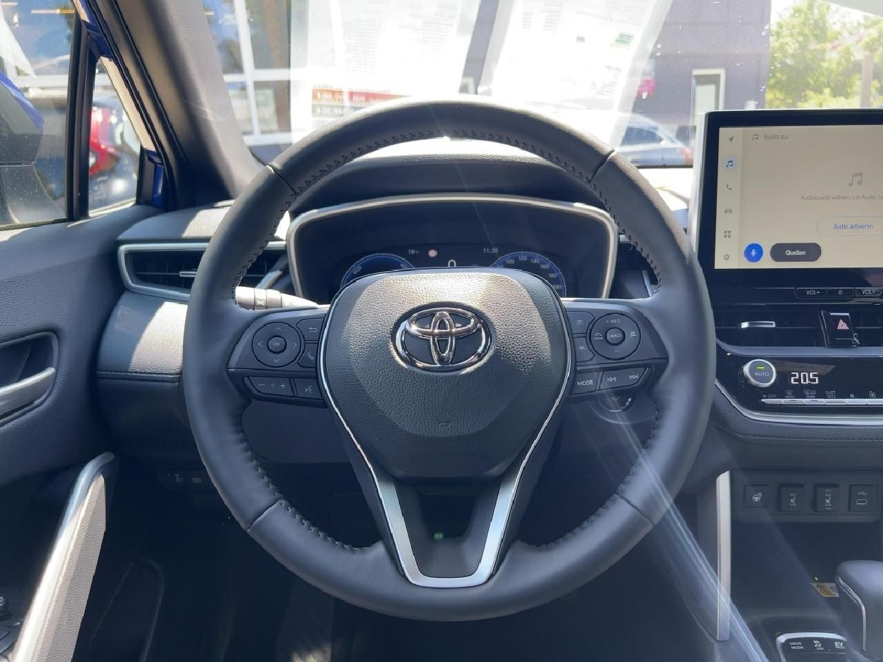 Fahrzeugabbildung Toyota 2.0 Hybrid Team D *Aktion bis 30.09.