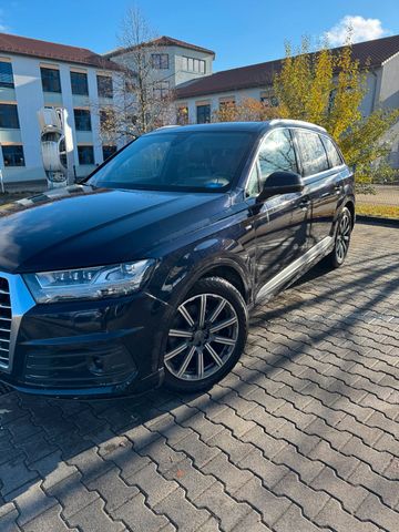 Audi Q7 3.0 TDI Quattro S-Line*Leder*Pano*HUD