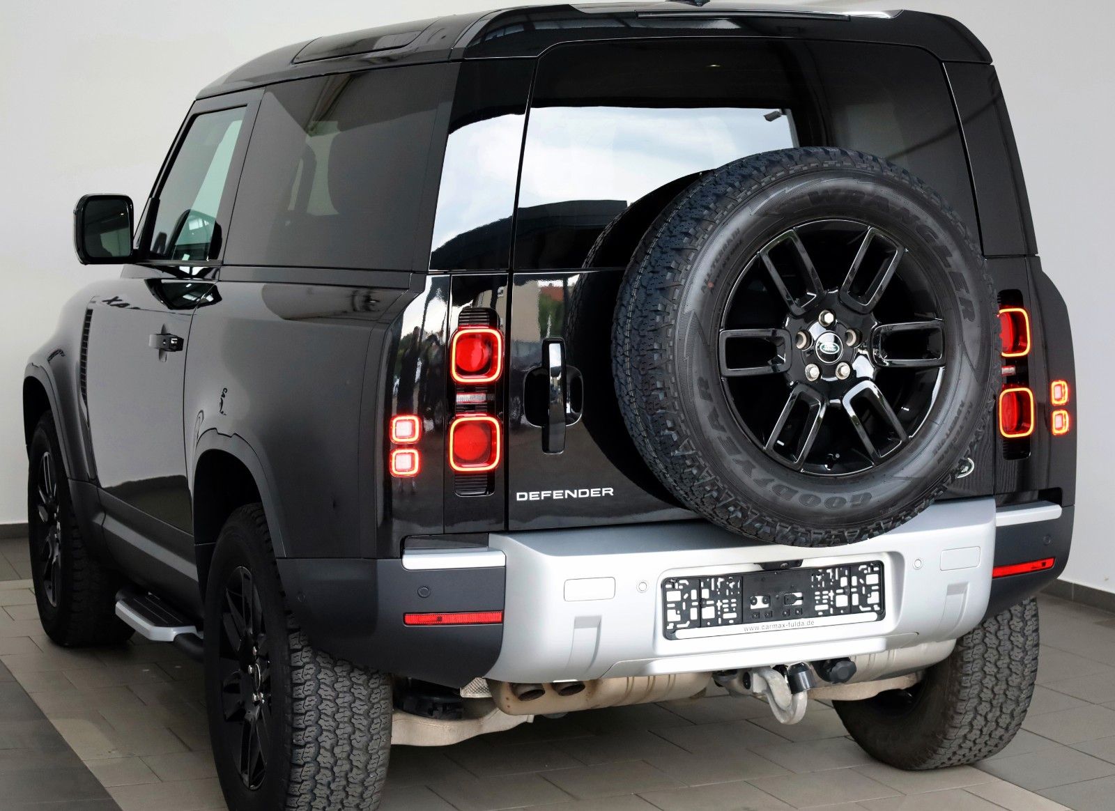 Fahrzeugabbildung Land Rover Defender 90 S,Leder,Navi,Standhzg,Winter-Pak,AHK