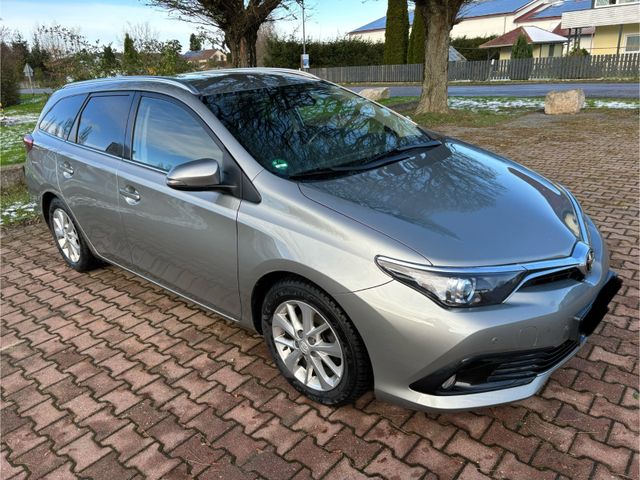 Toyota Auris Touring Sports Touring Sports 1,6-l-D-