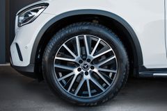 MERCEDES-BENZ GLC 200 4M Coupe*Night*Business*High-End*LED*19"