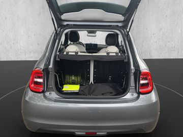 Fiat 500e La Prima 42kWh Navi+SHZ+RFK+Pano+LM