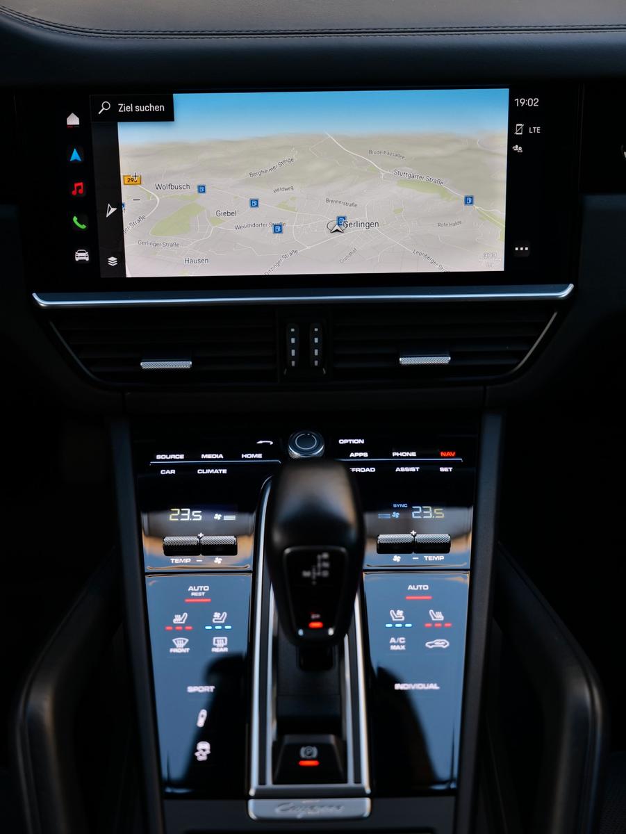 Porsche Cayenne SPORT DESIGN+ACC+360°+HUD+LEDERPAKET