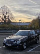 Mercedes-Benz W211 E240 Avantgarde - Mercedes-Benz 240 in Wuppertal