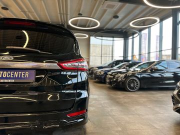 MYAUTOCENTER – Gebraucht- und Jahreswagen mit Werkstattservice in Pfaffenhofen Ford S-Max ST-Line *2. Hand*AHK*Klima*Navi*7-Sitzer*