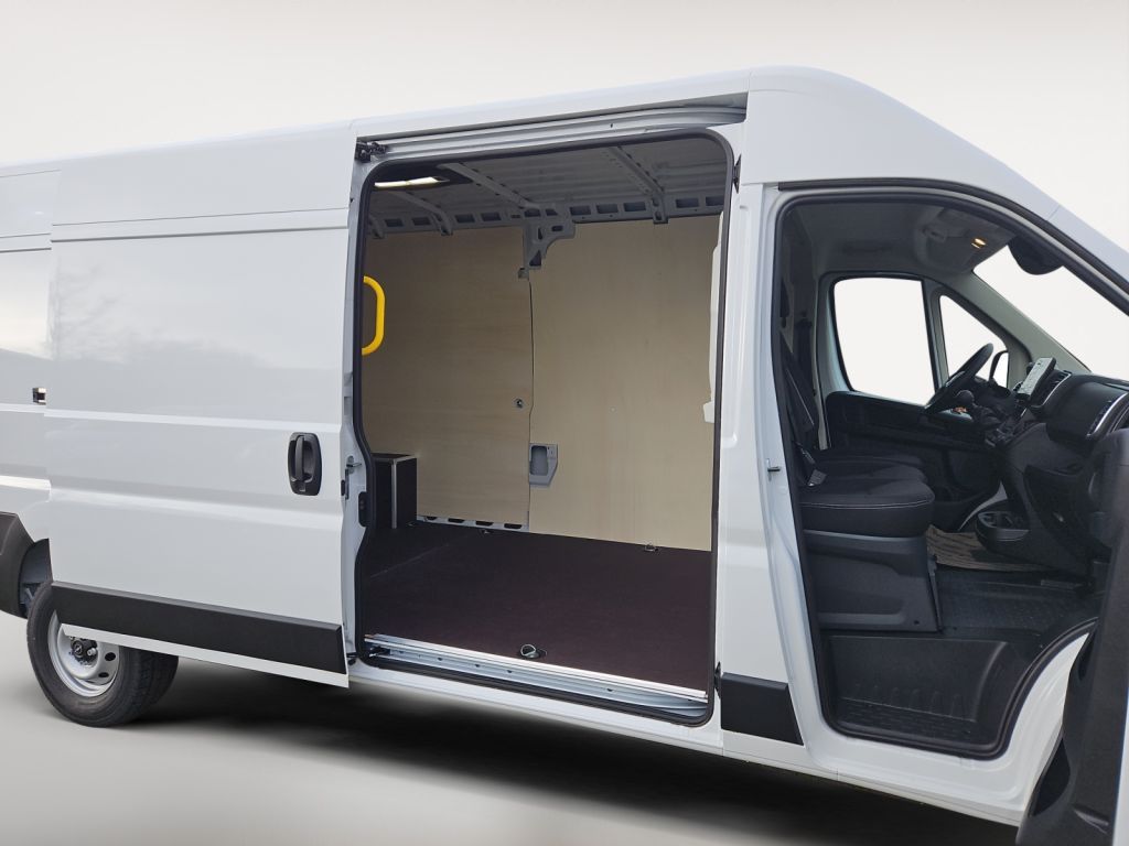 Fahrzeugabbildung Opel Movano Cargo 2.2 BlueHDi 140 L3H2 VA verstärkt