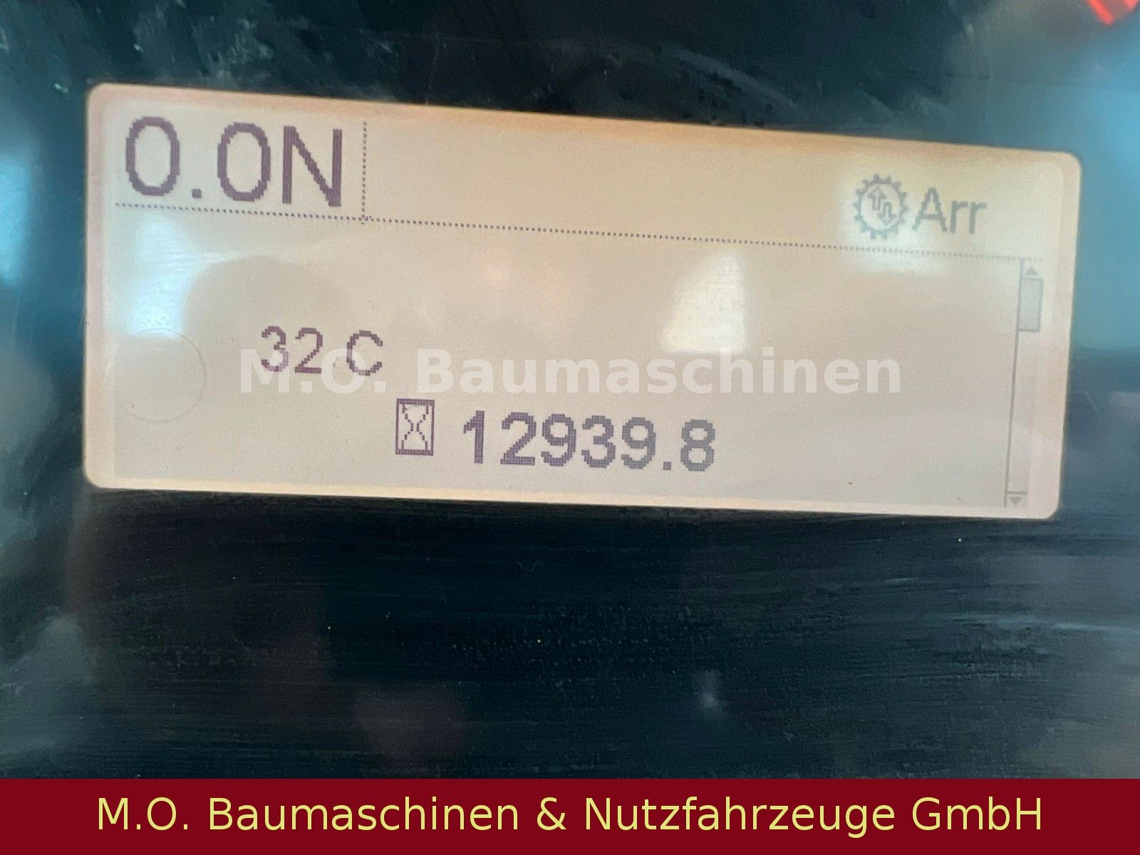 Fahrzeugabbildung CAT D6N LPG / 6. Wegeplanierschild