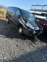 Citroën Citroen Jumpy Automatik - Citroën Jumpy aus 2015 mit Diesel-Antrieb: Kleinbus