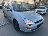 Ford Focus 1.6 Ambiente
