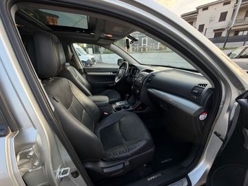 KIA Sorento - 10