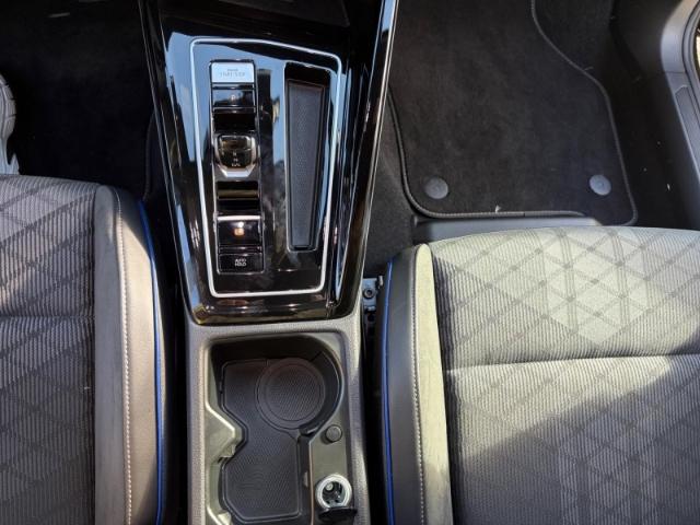 Volkswagen Golf VIII 1.5 eTSI R-Line DSG,RÜCKFAHRKAMERA, миниатюра 25