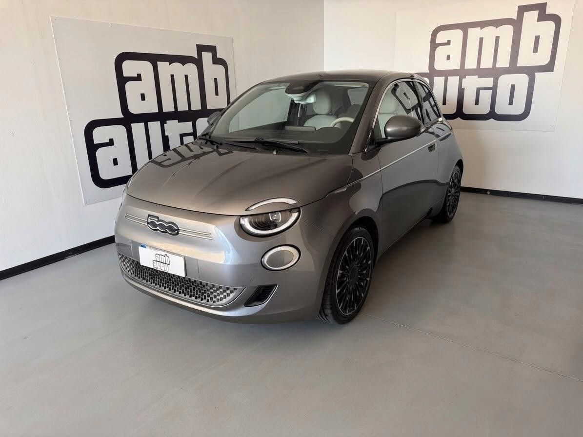 Fiat 500 500e 42 kWh La Prima