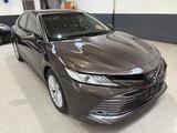 Toyota Camry 2,5-l-VVT-i Hybrid Executive Auto - Toyota Camry mit Hybrid-Antrieb