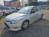 Hyundai i30 CRDi Classic*Klima*4/5 Trg.*1.Hand* - Hyundai i30 aus 2010 mit Diesel-Antrieb