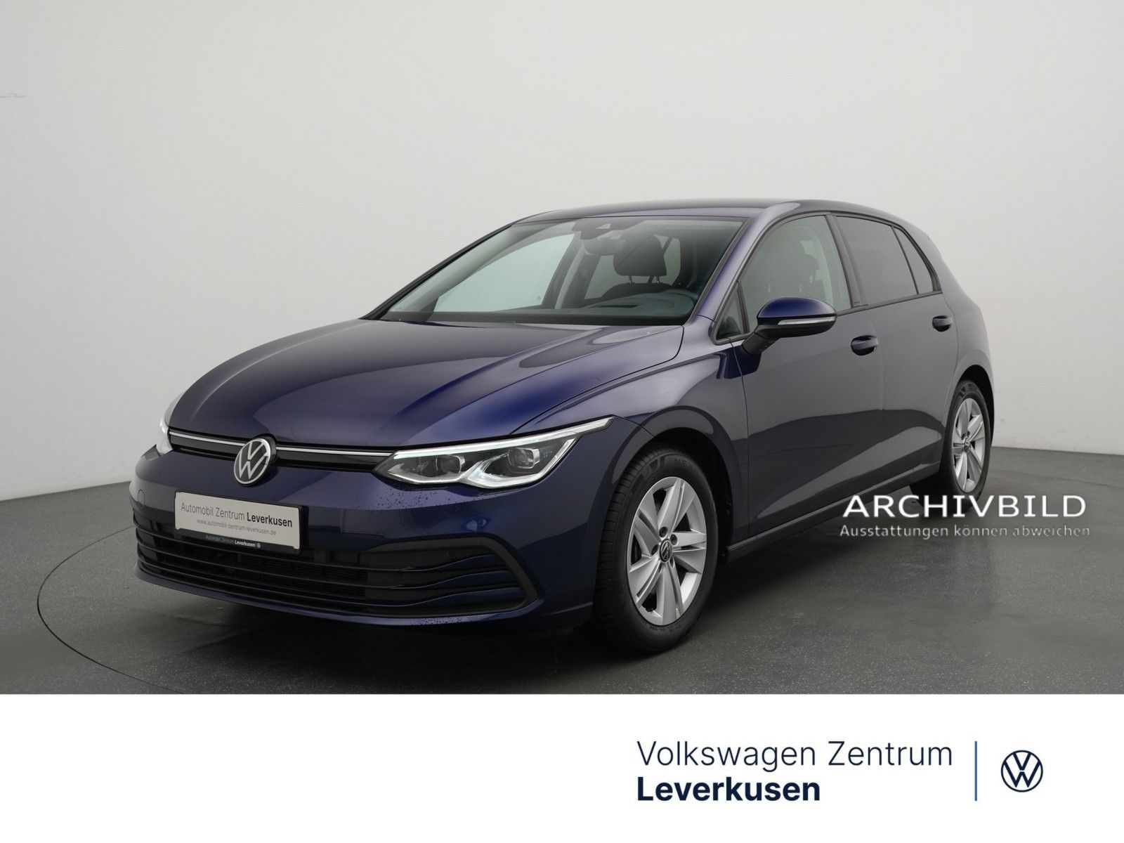 Volkswagen Golf VIII Life DSG NAVI VIRT ACC KAM SHZ CARPLAY
