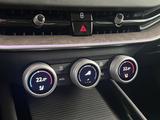 Skoda Superb 2.0 TDI 4x4 L&K HEADUP ACC 360 KAMERA AHK - Skoda Superb mit Diesel-Antrieb: Allradantrieb, Limousine, 2.0