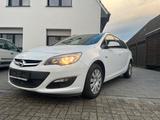 Opel Astra J Sports Tourer Selection - Opel Astra: Sports Tourer Selection