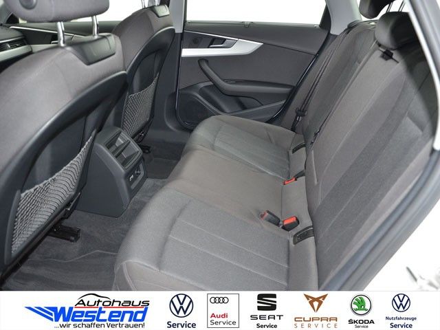 Fahrzeugabbildung Audi A4 Avant S line 35 TDI 120kW S tr. Pano Navi LED