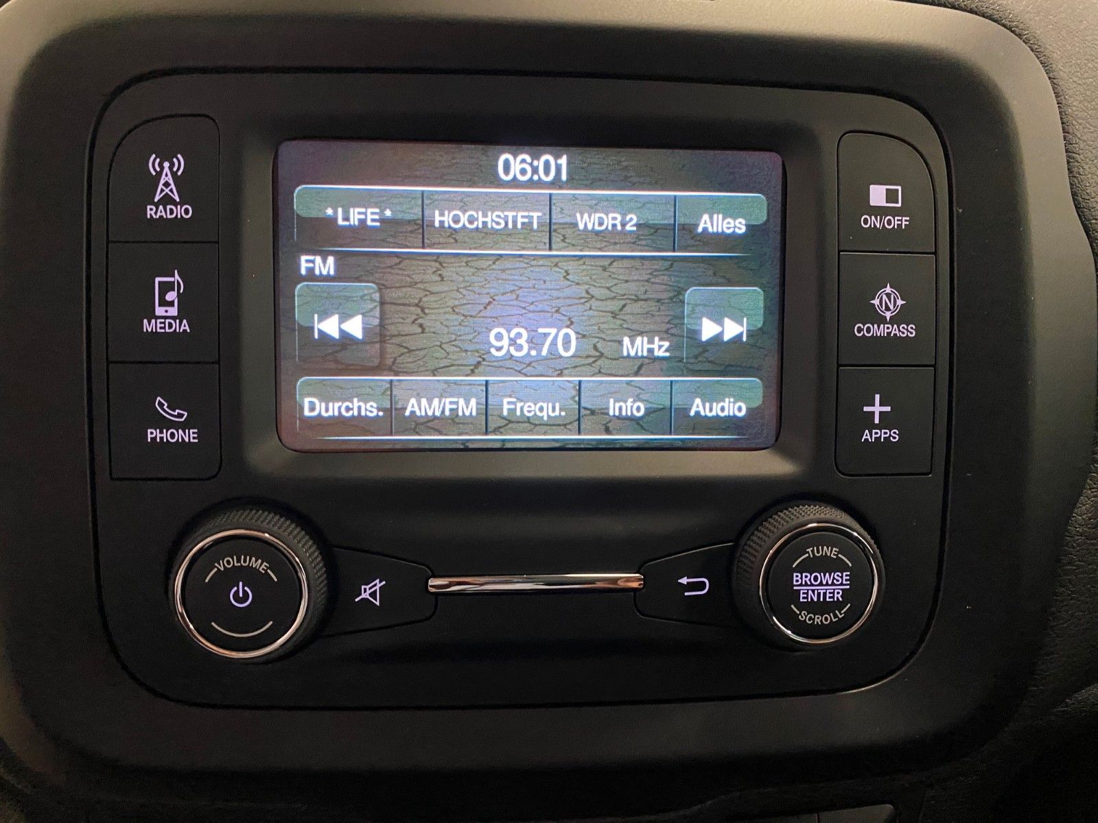 Fahrzeugabbildung Jeep Renegade 1.6 Longitude+KLIMA+ALLWETTER+GARANTIE+