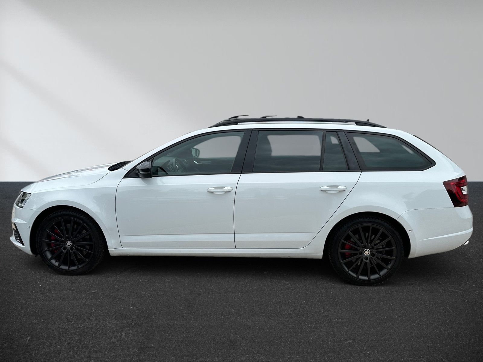 SKODA Octavia Combi RS 245 – Bild 9