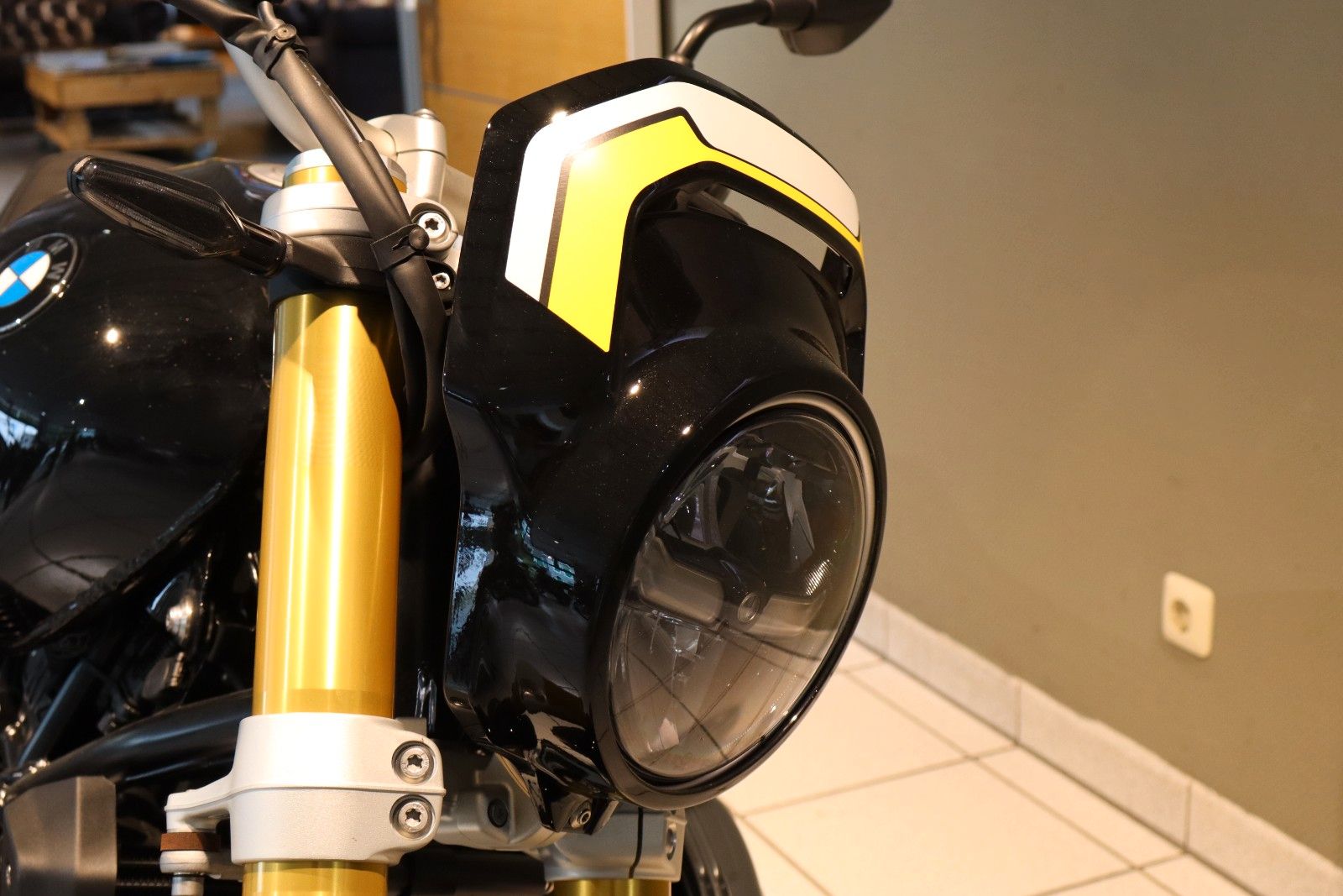 Fahrzeugabbildung BMW R 12 nineT Flat Tracker