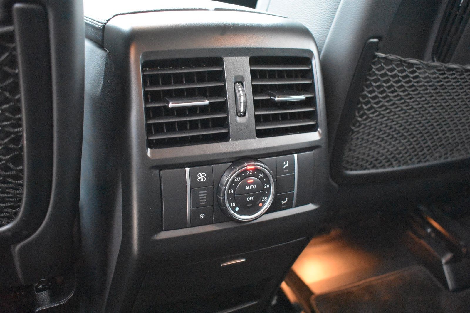 Fahrzeugabbildung Mercedes-Benz GLE 400 4Matic Distronic AHK 21* Keyless-go