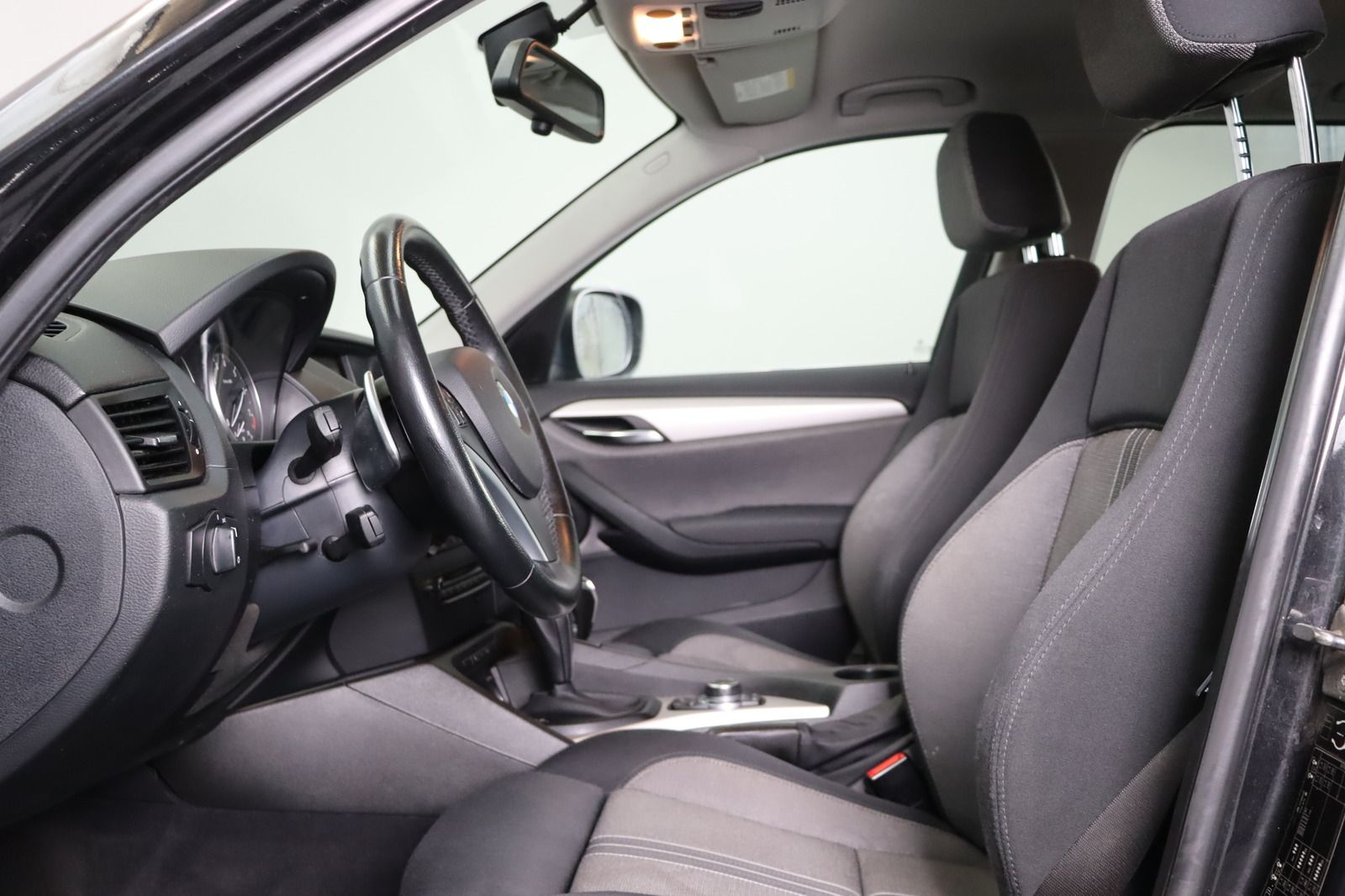 Fahrzeugabbildung BMW X1 xDrive28i * Xenon * Navi * PDC * Sitzhzg.