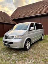 Volkswagen T5 Multivan 2.5 TDI  1.Hand Top Historie TÜV