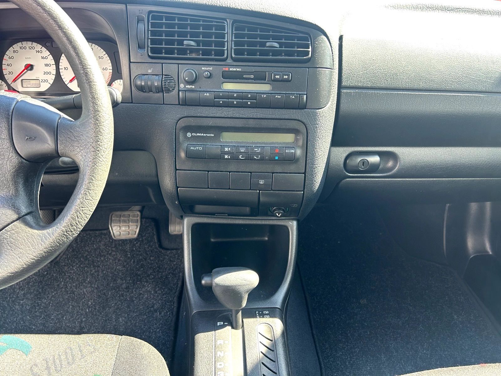Fahrzeugabbildung Volkswagen Golf Auto. Rolling Stones  Wenig KM! Kein ROST