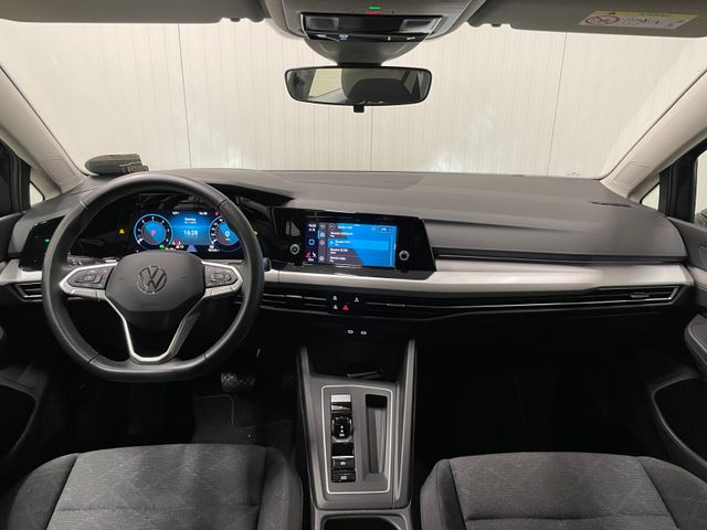 Golf VIII Variant Life 2.0 TDI DSG SHZ APP LED