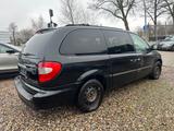 Chrysler Grand Voyager Limited 2.8 CRD Autom. - Chrysler Grand Voyager: 2.8